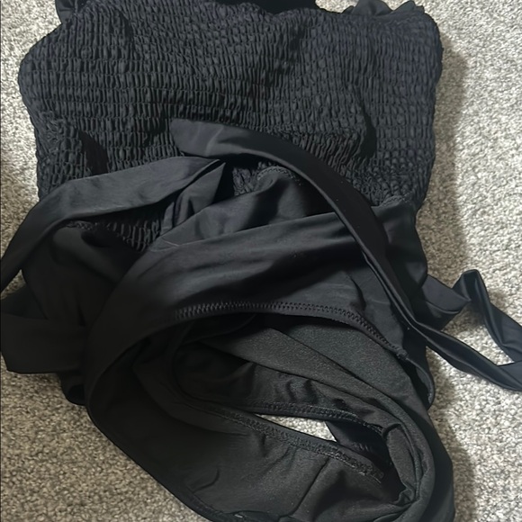 Black Ruffled One-Piece Swimsuit - Picture 2 of 3